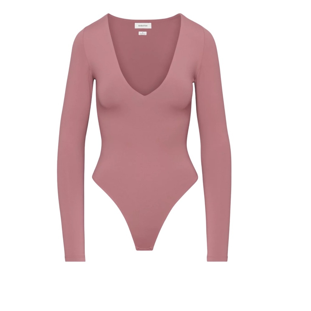 Aritzia Babaton v-neck long sleeve bodysuit Red Willow Small